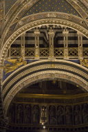 An arch in the Duomo