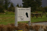 sign to lake walk