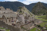 roofless ruins, lots of tourists