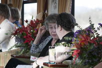 Linnea and her grandmother chatting